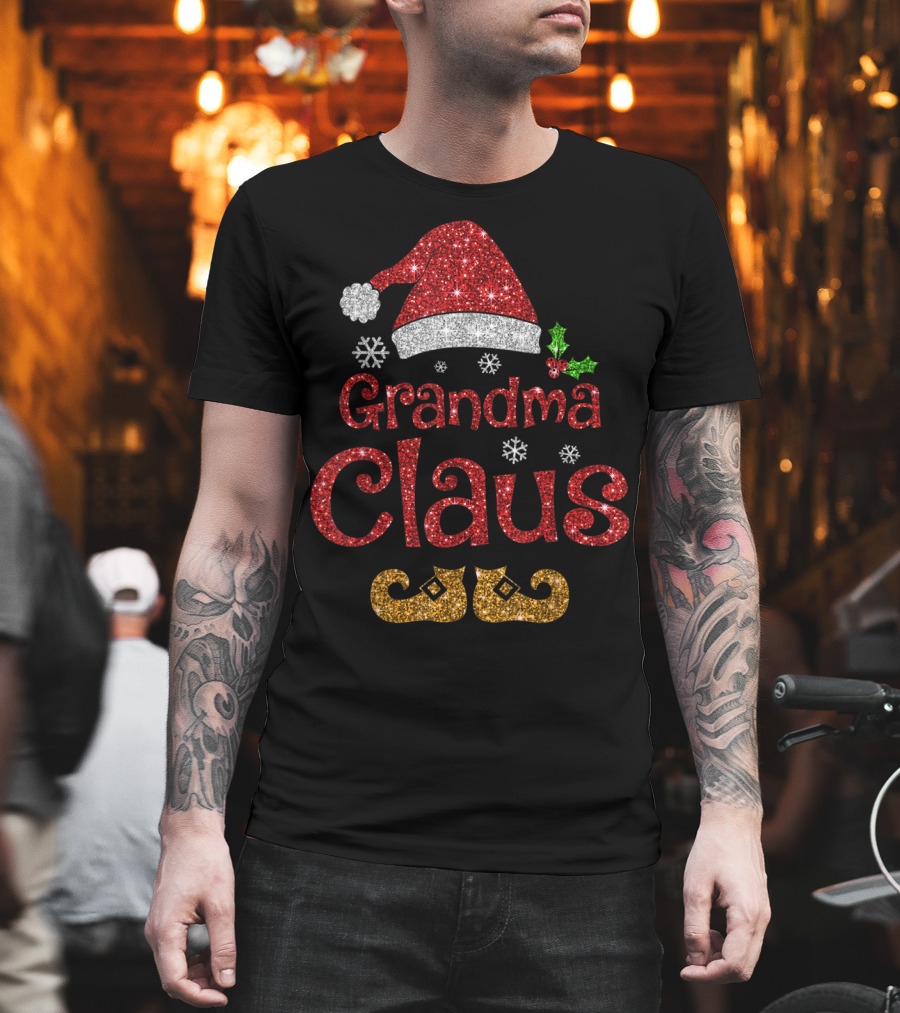 Grandma Claus Sparkly Santa Hat and Shoes Holiday Cheer T-Shirt