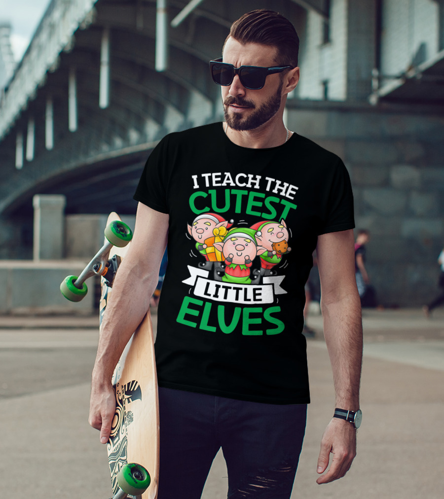 I Teach The Cutest Little Elves With Adorable Christmas Elves Holding Gifts T-Shirt