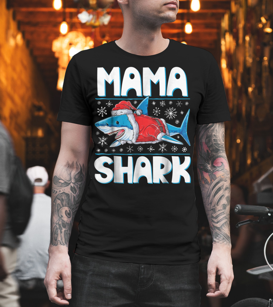 Mama Shark Santa Festive Snowflakes T-Shirt
