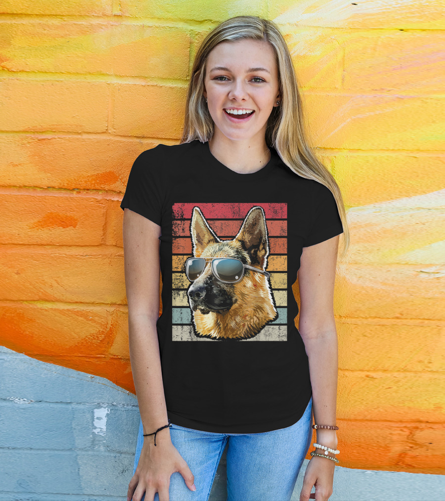 Retro Vintage German Shepherd Wearing Sunglasses T-Shirt