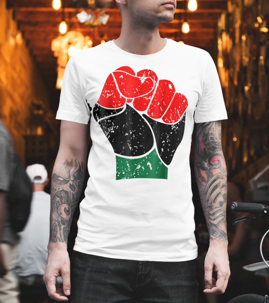 Black History Red Black and Green Pride Fist Symbol of Empowerment T-Shirt