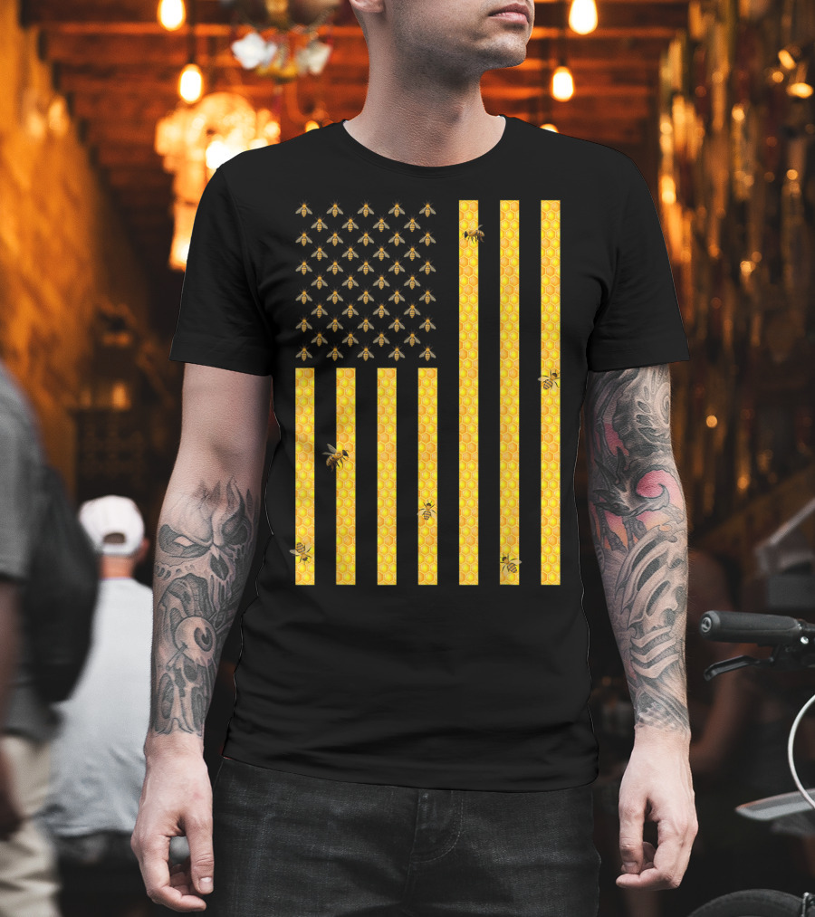 American Flag Honeycomb Honey Bee Beekeeping Beekeeper USA Patriotic T-Shirt