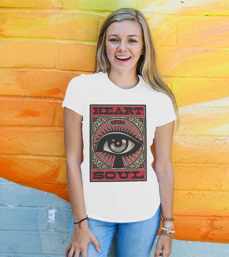 Heart And Soul Eye Art Radiating Love T-Shirt