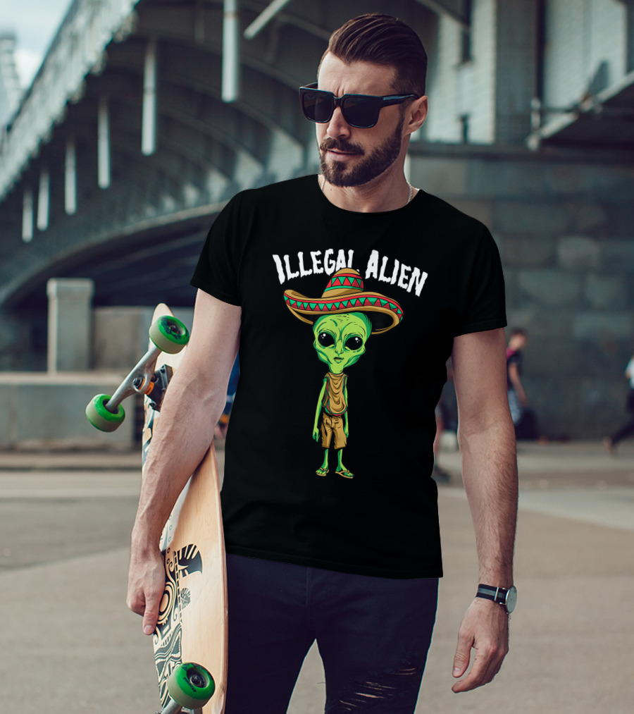 Illegal Alien Funny Mexico Spanish UFO Sombrero T-Shirt