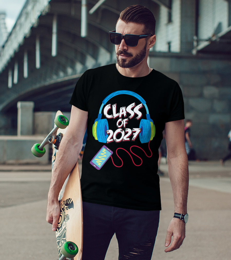 Class Of 2027 Headphones Smartphone 5th Grade Boy Girl T-Shirt