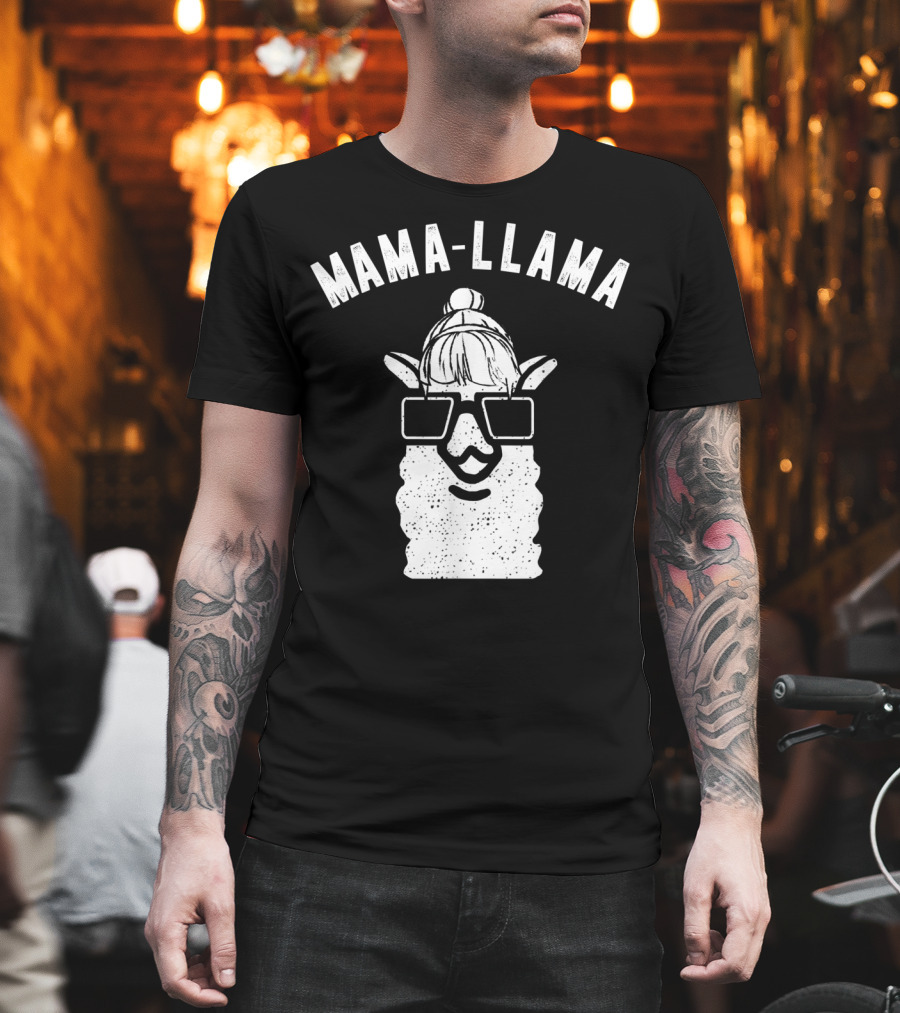 Mama-Llama Funny Llama Apparel Awesome Alpaca T-Shirt