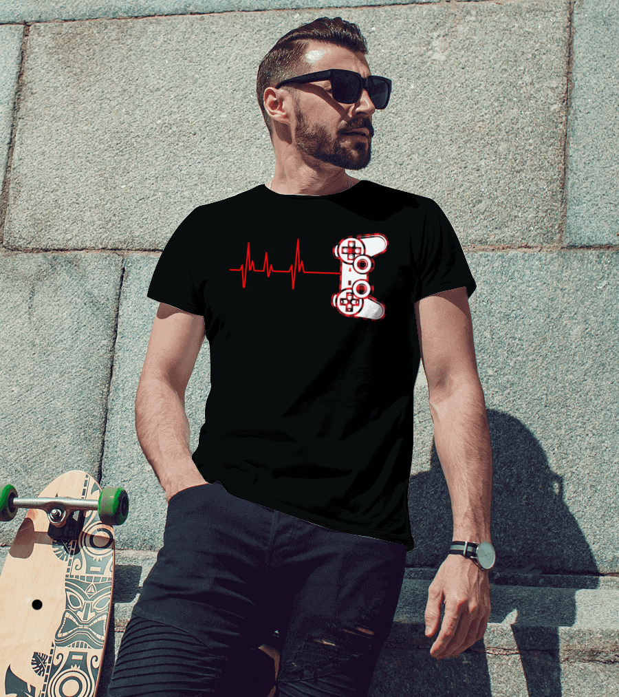Heartbeat Red Buffalo Plaid Gamer Video Game Controller T-Shirt
