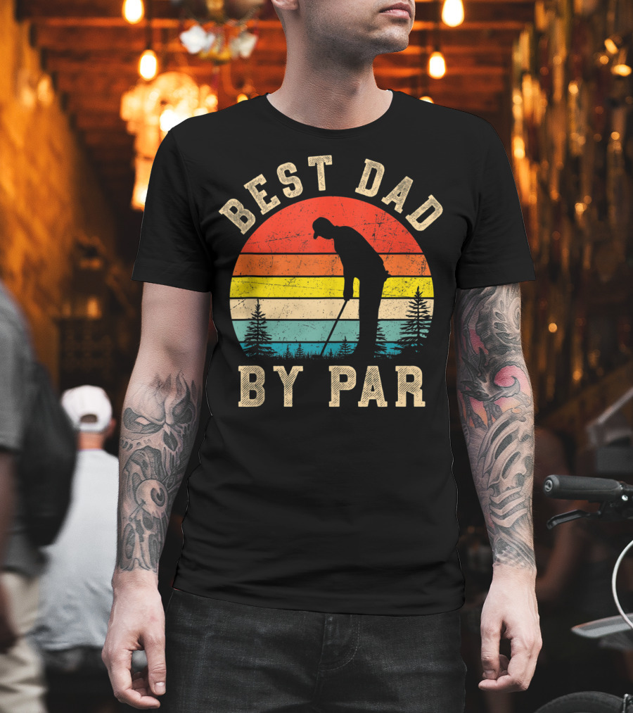 Best Dad By Par Daddy Golf Lover Golfer Retro Vintage Sunset T-Shirt