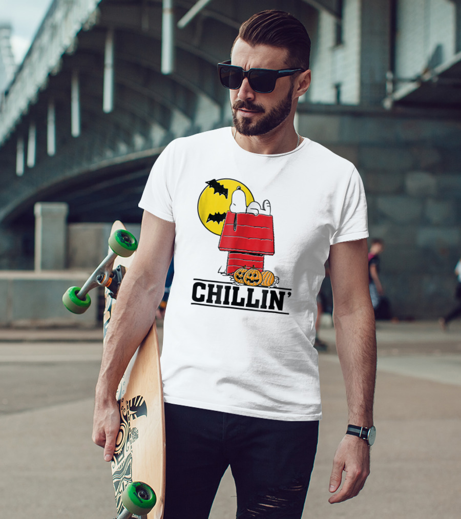 Peanuts Snoopy Chillin' Halloween With Pumpkins And Bats T-Shirt