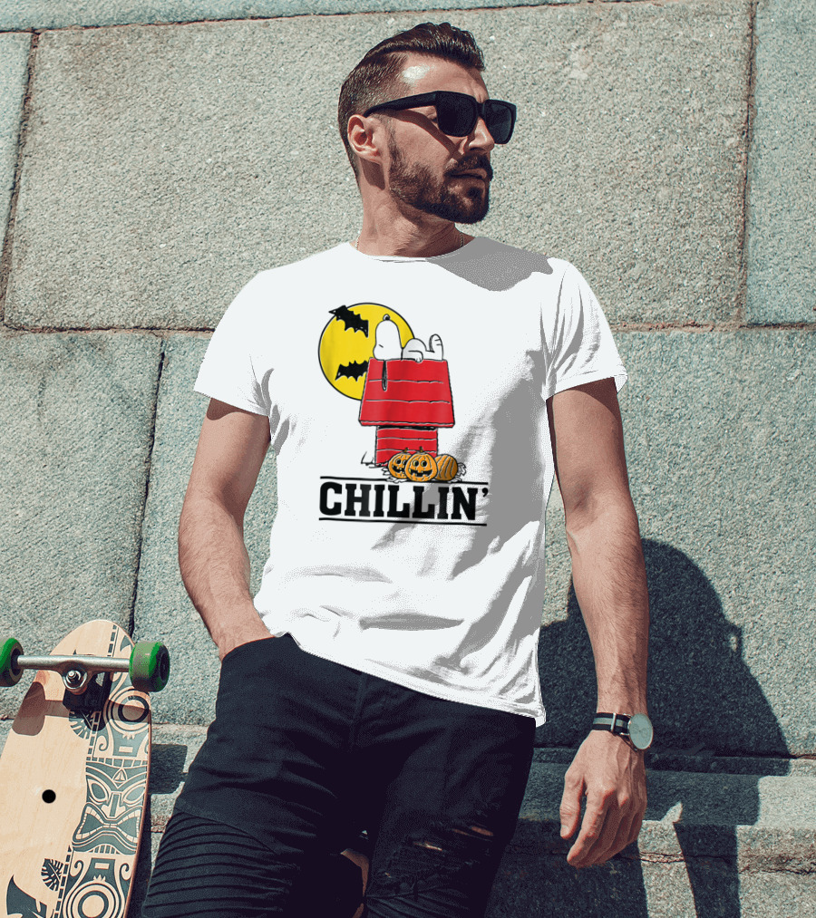 Peanuts Snoopy Chillin' Halloween With Pumpkins And Bats T-Shirt