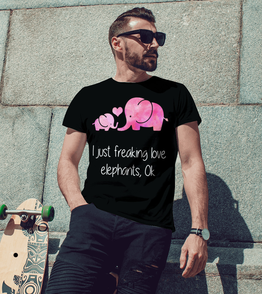 I Just Freaking Love Elephants Ok Pink Elephant Heart Design For Elephant Lovers T-Shirt