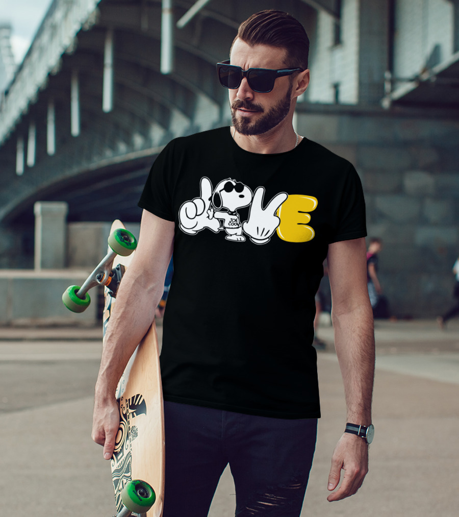 Love Sign Language Joe Cool Snoopy The Peanuts Movie T-Shirt