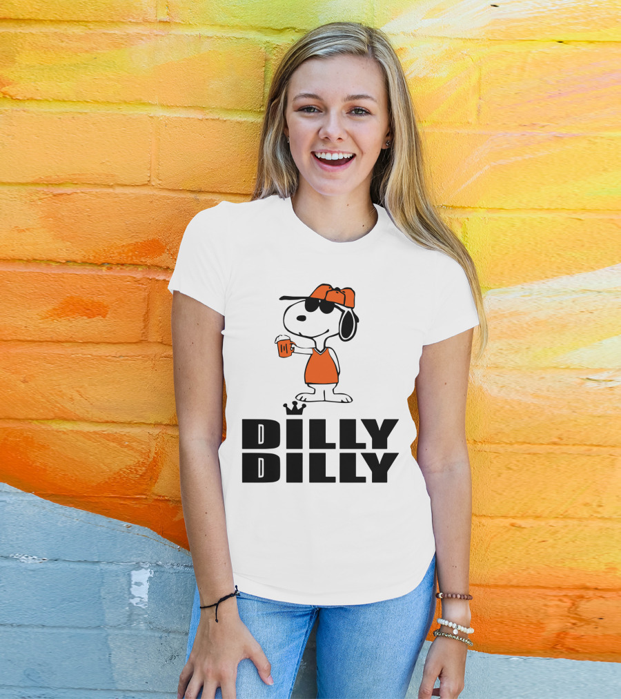 Dilly Dilly Funny Snoopy The Peanuts Movie Beer Hat And Glass T-Shirt