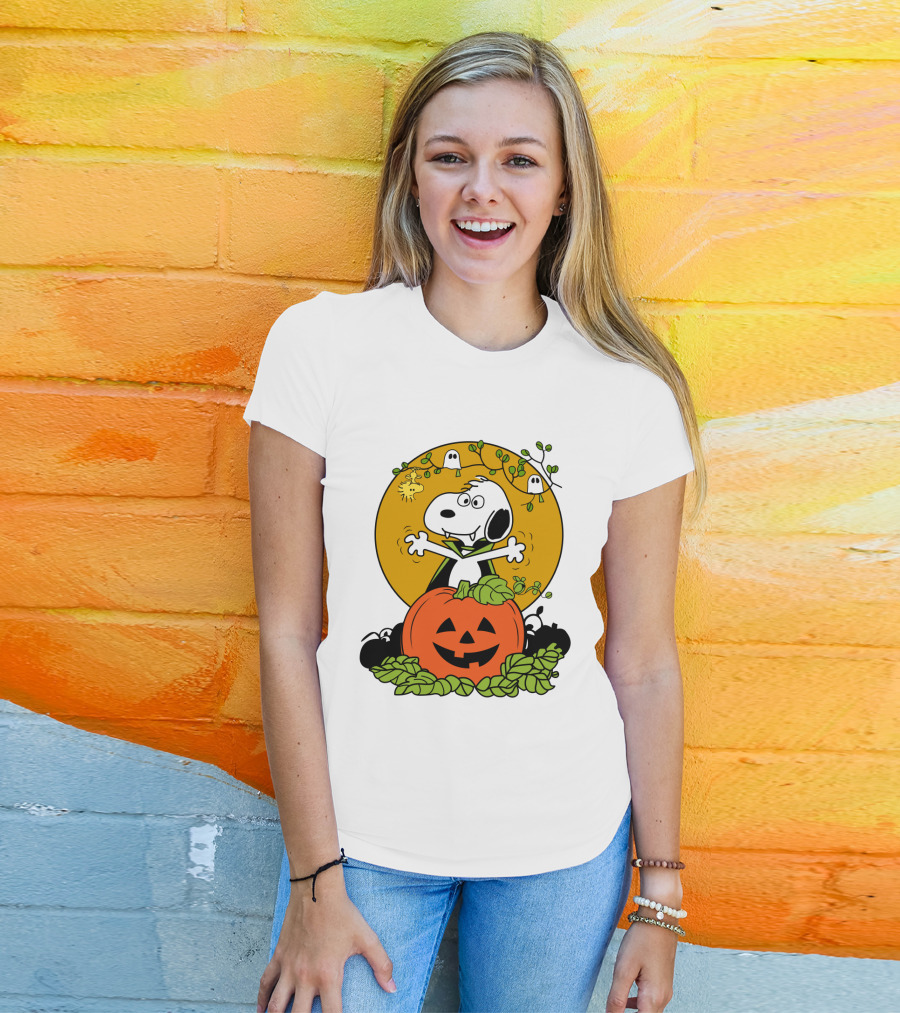 Pumpkin Halloween Snoopy Vampire Peanuts Movie Ghosts Jack-O'-Lantern T-Shirt