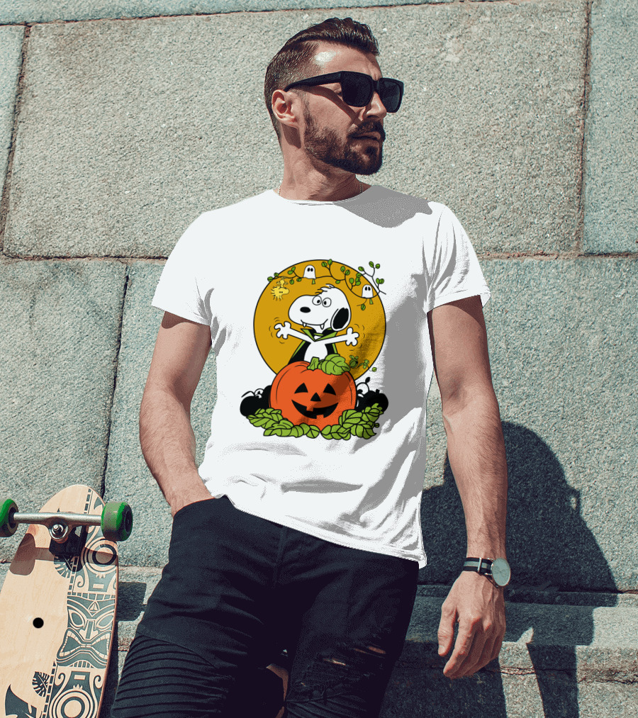 Pumpkin Halloween Snoopy Vampire Peanuts Movie Ghosts Jack-O'-Lantern T-Shirt