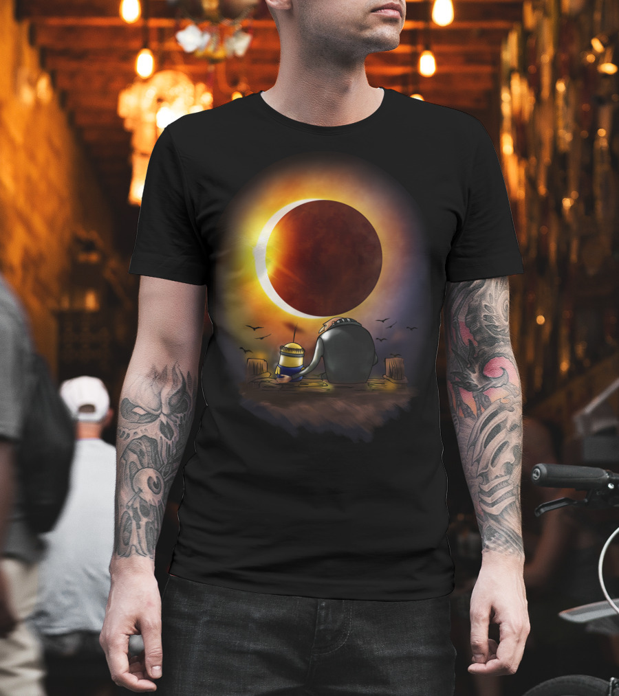 Gru And Kevin Watching Solar Eclipse Minions Despicable Me T-Shirt
