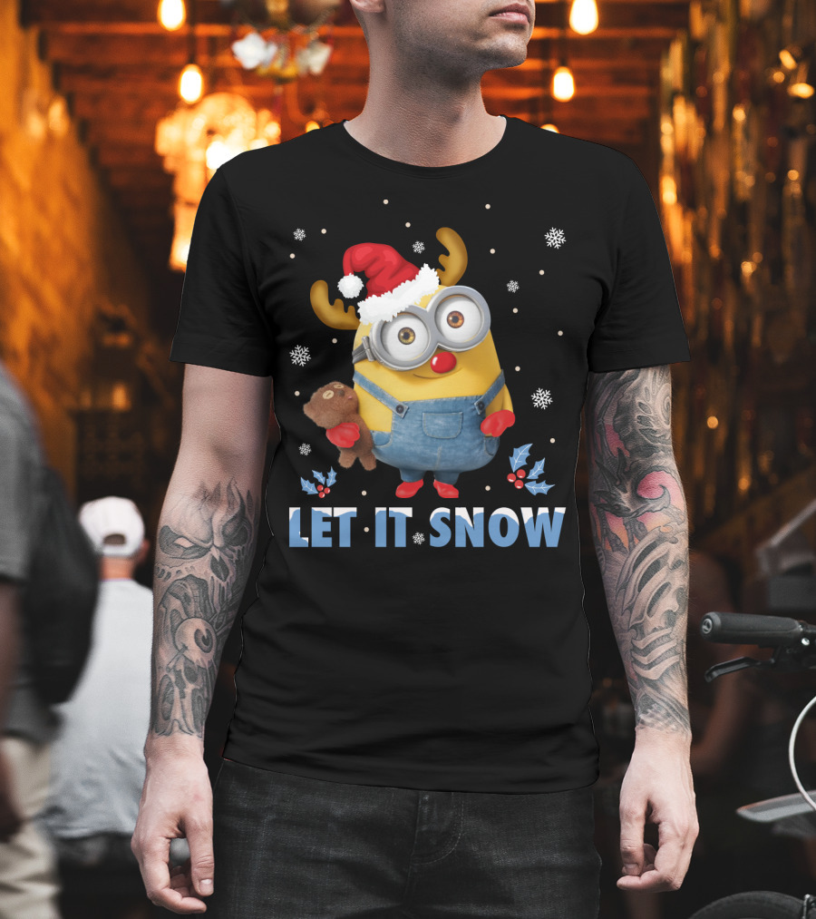Let It Snow Xmas Minions Despicable Me Santa Hat Reindeer Antlers Toy T-Shirt
