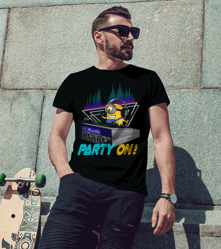 Despicable Me Minions Party On DJ Remix Vibes T-Shirt