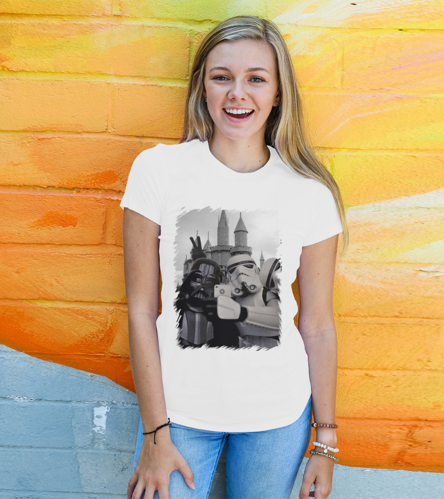 Selfie With Darth Vader And Stormtroopers At Disneyland Castle Star Wars T-Shirt