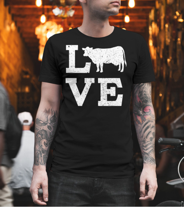 I Love Cow Typography Design with Distressed Look T-Shirt I Love Cow Typography Design with Distressed Look T-Shirt
