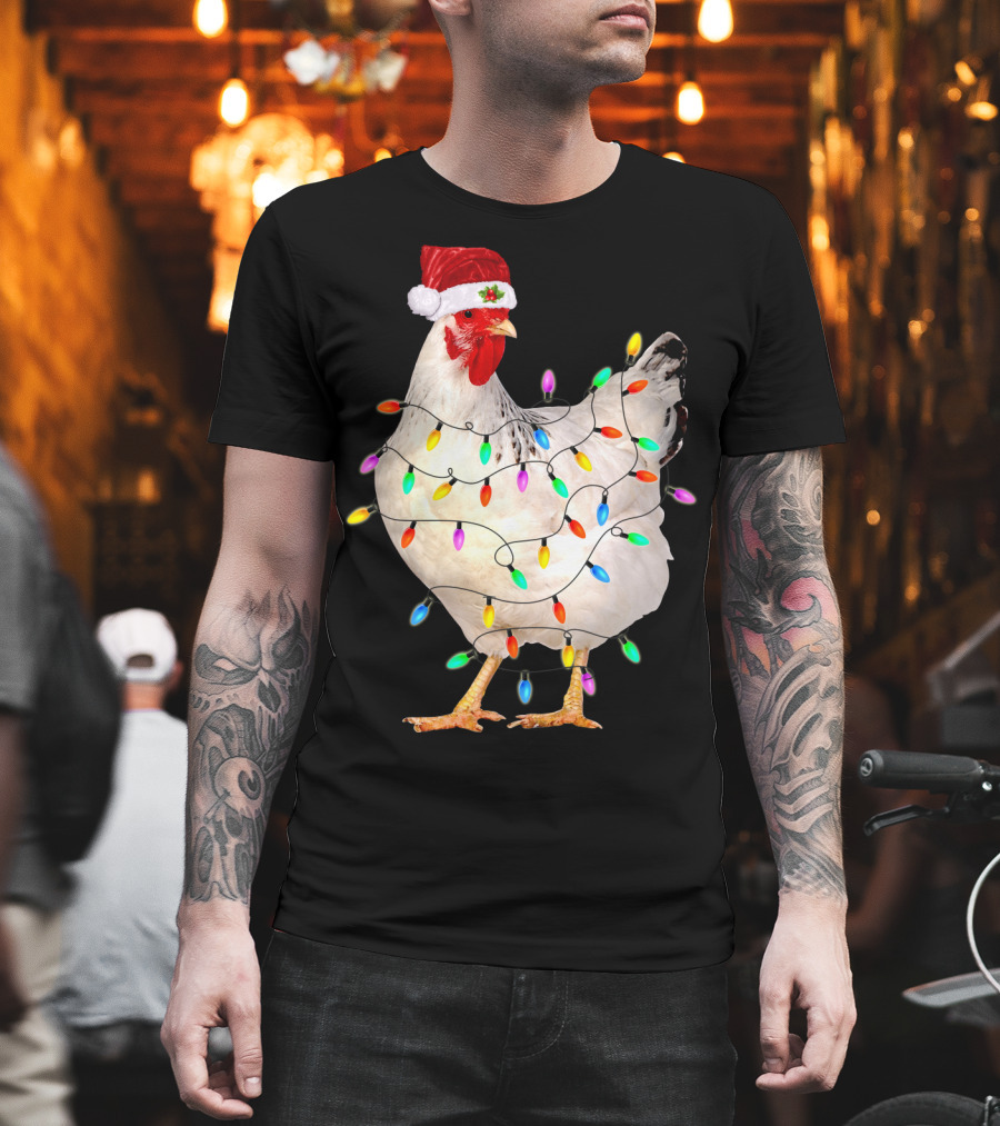 CHICKEN LIGHT CHRISTMAS SANTA HAT STRING LIGHTS T-Shirt