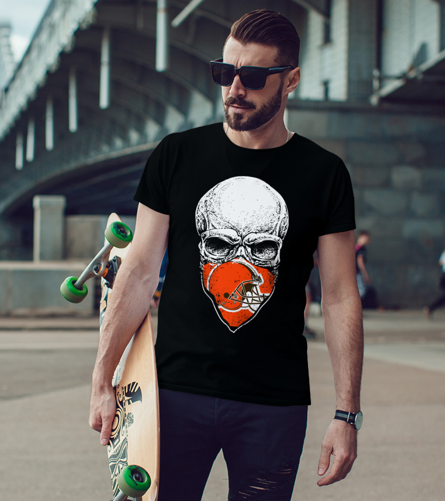 Cleveland Browns Skull With Helmet T-Shirt