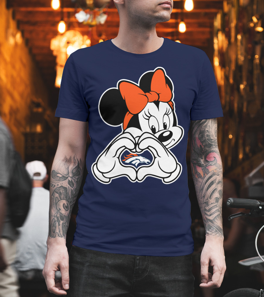 Minnie Mouse Heart Hands Denver Broncos T-Shirt