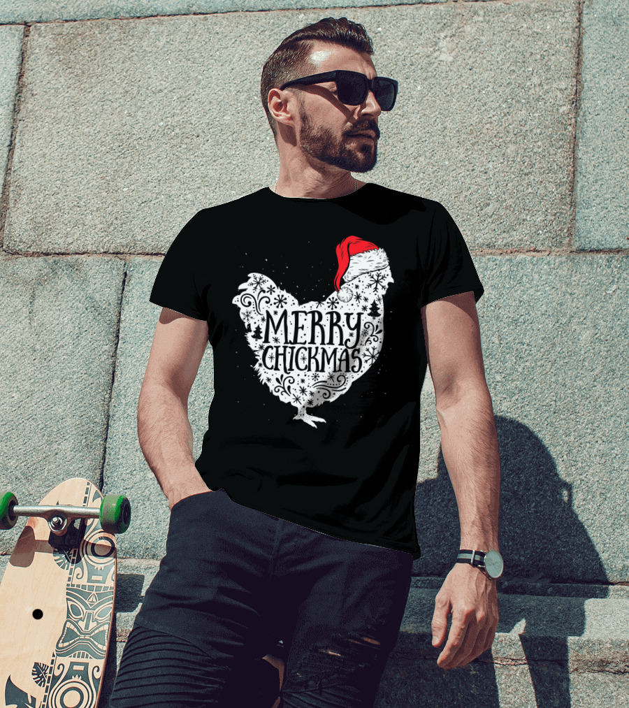 Merry Chickmas Chicken With Santa Claus Hat T-Shirt