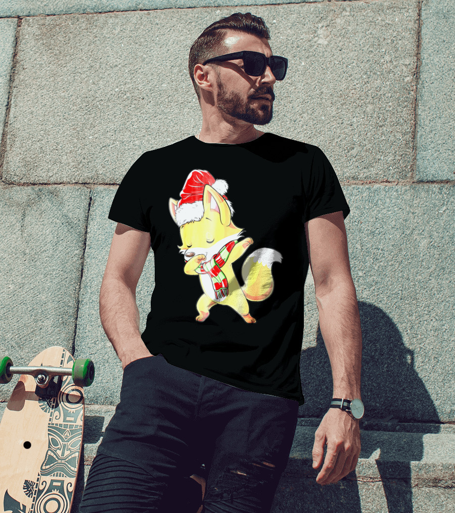 Christmas Fox Dabbing In Santa Hat And Scarf T-Shirt