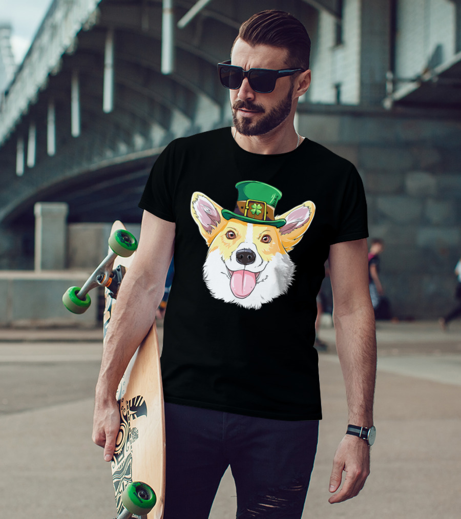 Lucky Corgi With Leprechaun Hat And Shamrock Charm T-Shirt
