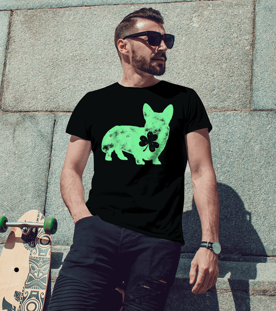 Corgi Shamrock Dog Lover St Patricks Day T-Shirt