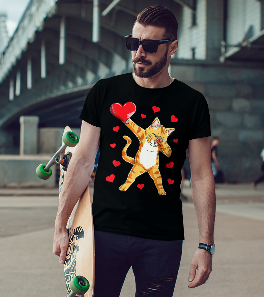 Cute Dabbing Cat With Hearts For Valentine's Day Kitten Lovers T-Shirt