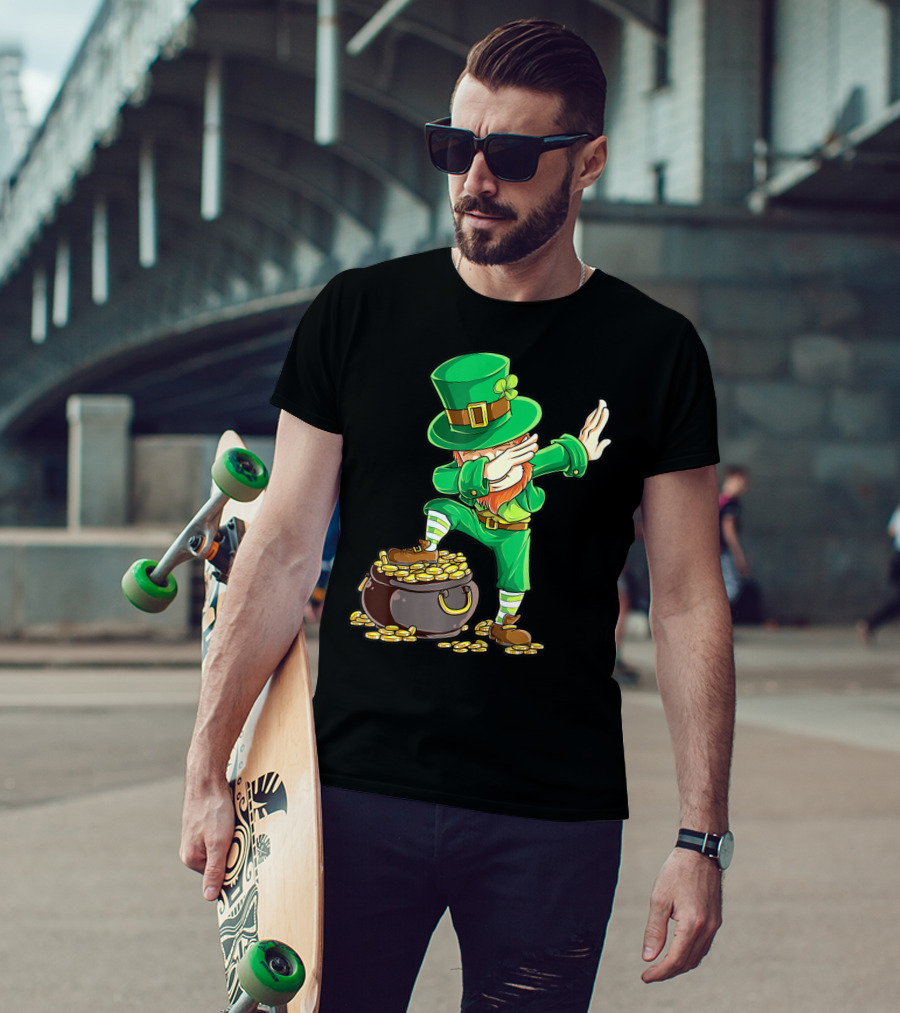 Dabbing Leprechaun Pot Of Gold St Patricks Day T-Shirt
