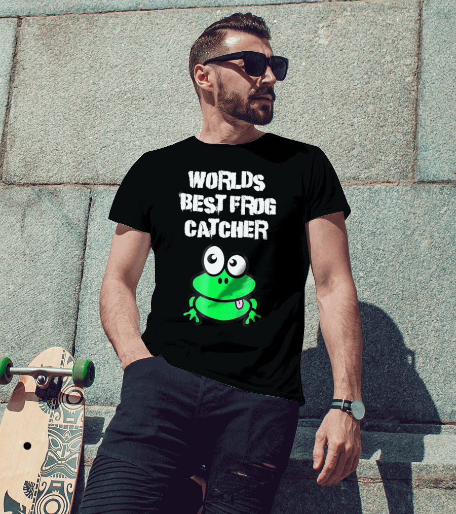 Worlds Best Frog Catcher Funny Green Cartoon Frog Character T-Shirt
