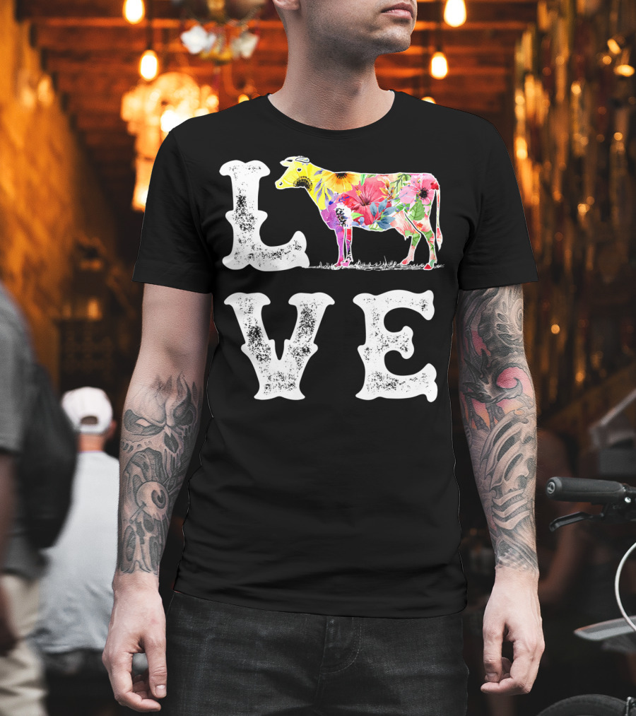 LOVE I Love Cows Funny Cow Lover Women Men Dairy Farmer Farm T-Shirt