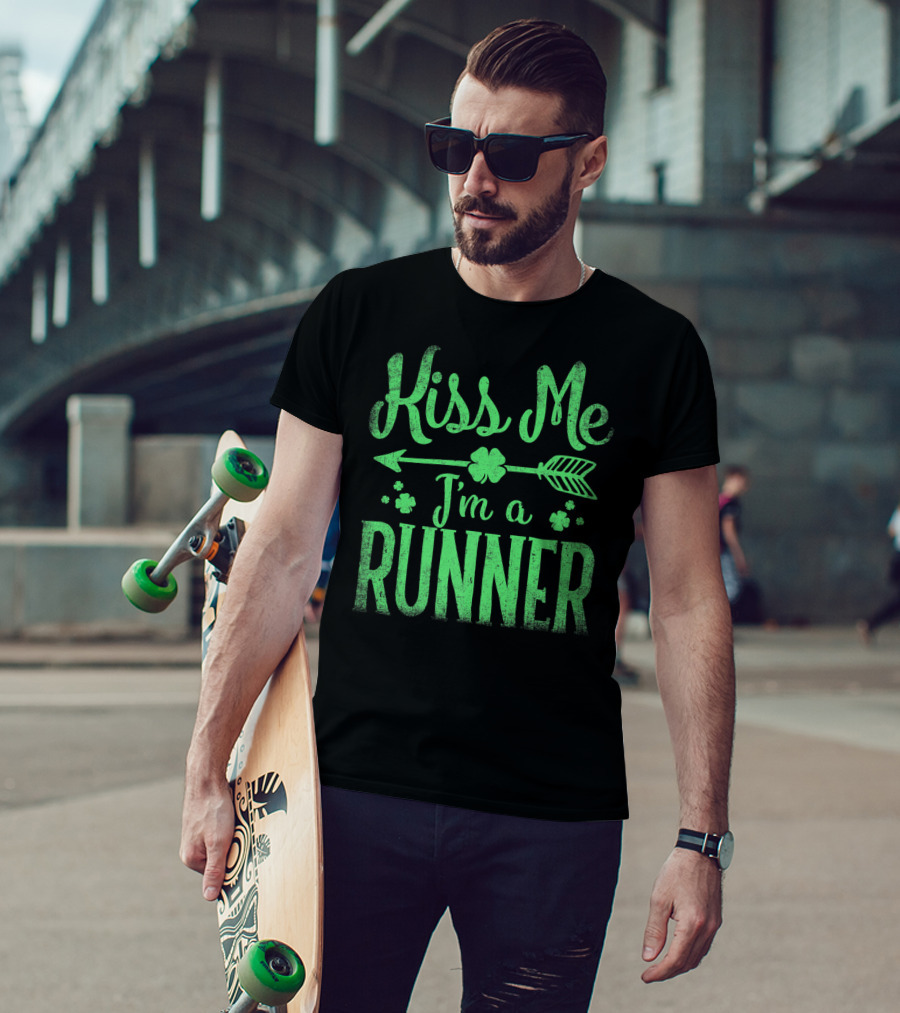 Kiss Me I'm A Runner Clover Arrow St. Patrick's Day T-Shirt