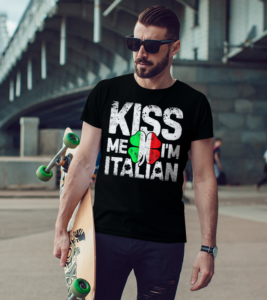 Kiss Me I'm Italian Clover Flag T-Shirt