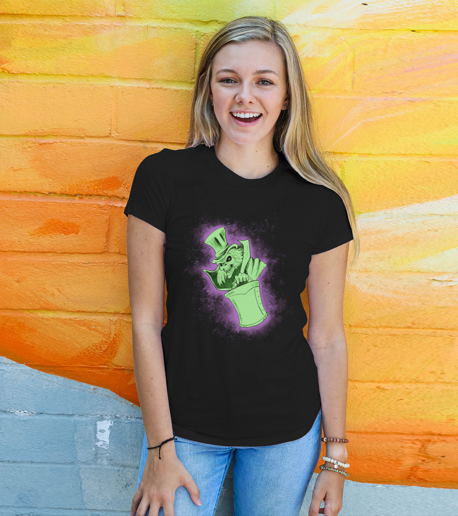 Hatbox Ghost Spooky Green Glow T-Shirt