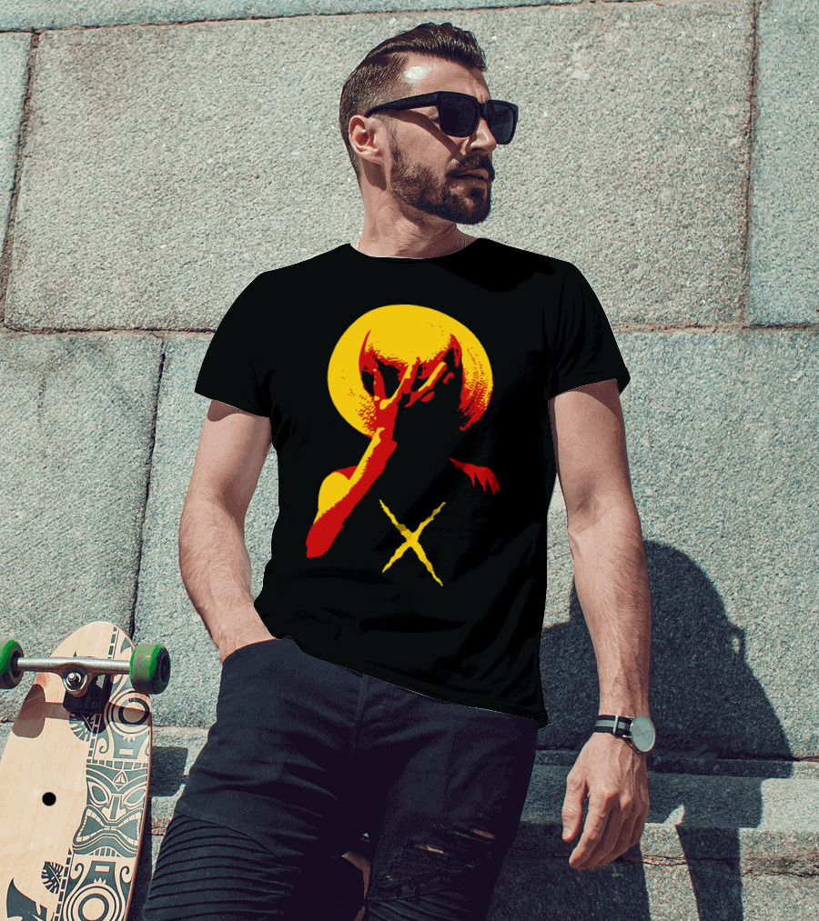 Monkey D. Luffy Portrait With Straw Hat And Crossed Arms T-Shirt