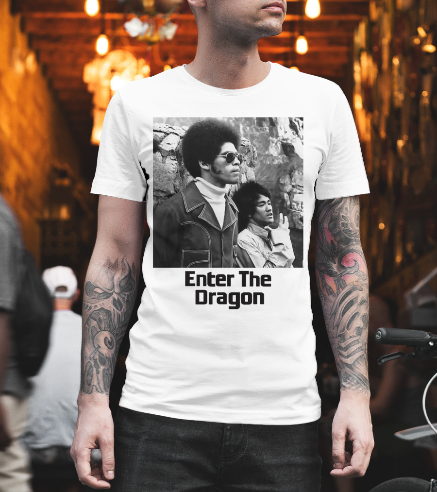 Enter the Dragon Bruce Lee Vintage Scene T-Shirt