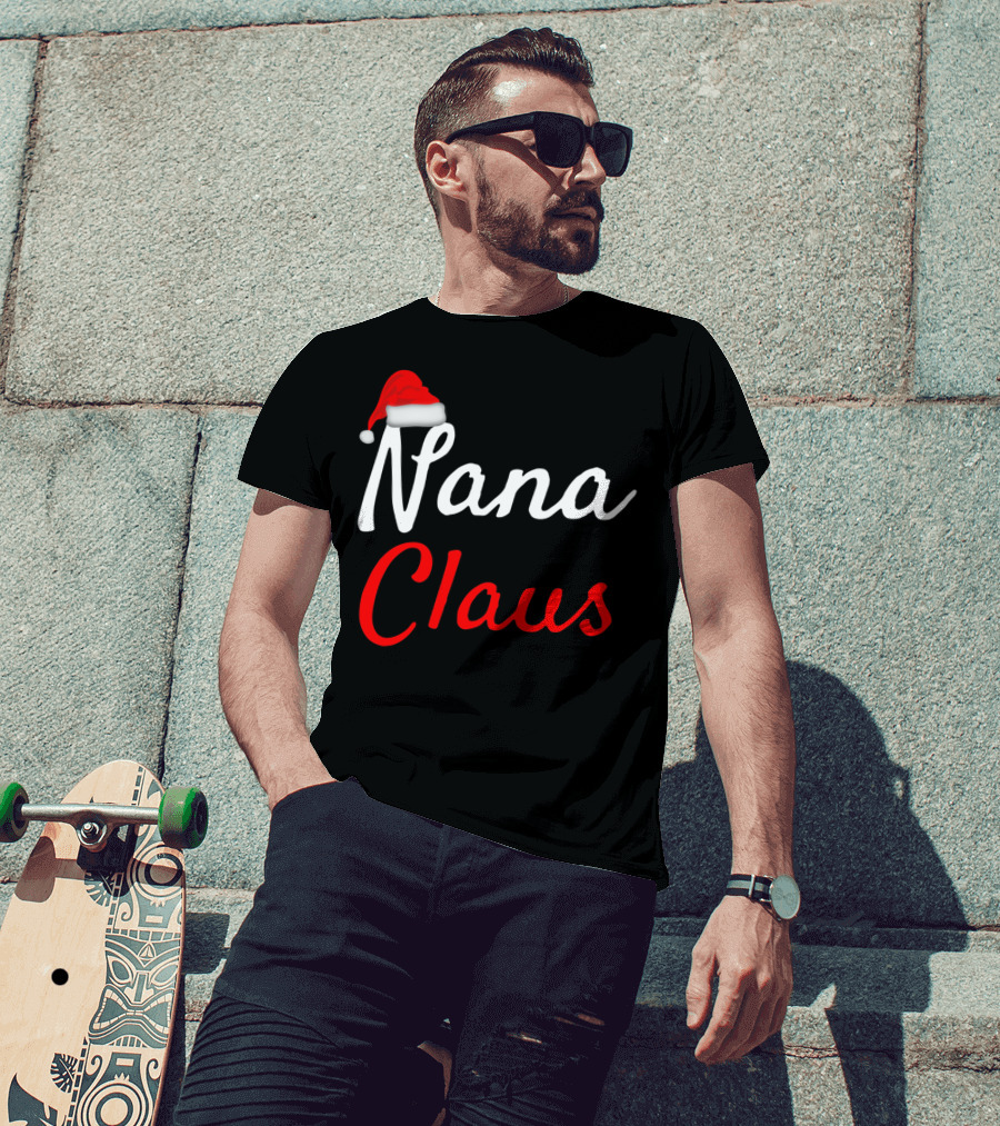 Nana Claus Santa Hat Festive Christmas T-Shirt
