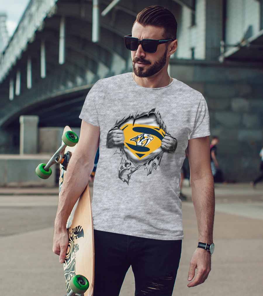Nashville Predators Superman Logo Tear T-Shirt