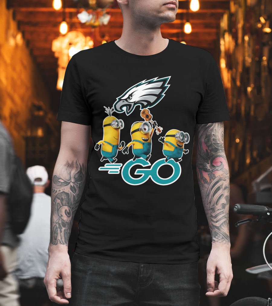 Minions Go Philadelphia Eagles T-Shirt
