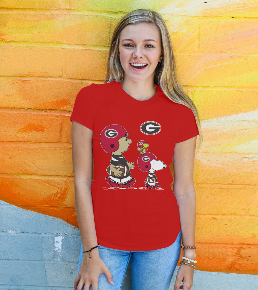 Georgia Bulldogs Snoopy And Woodstock Football Helmets T-Shirt