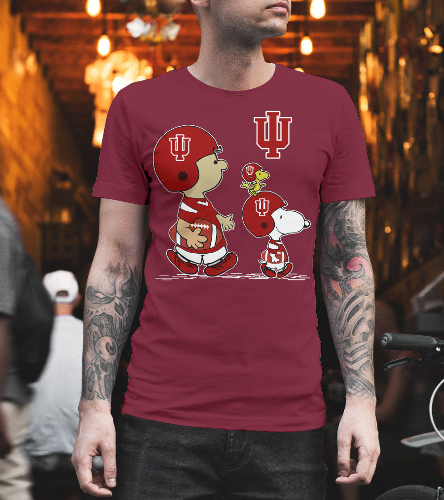 Indiana Hoosiers Snoopy and Woodstock Football Players T-Shirt