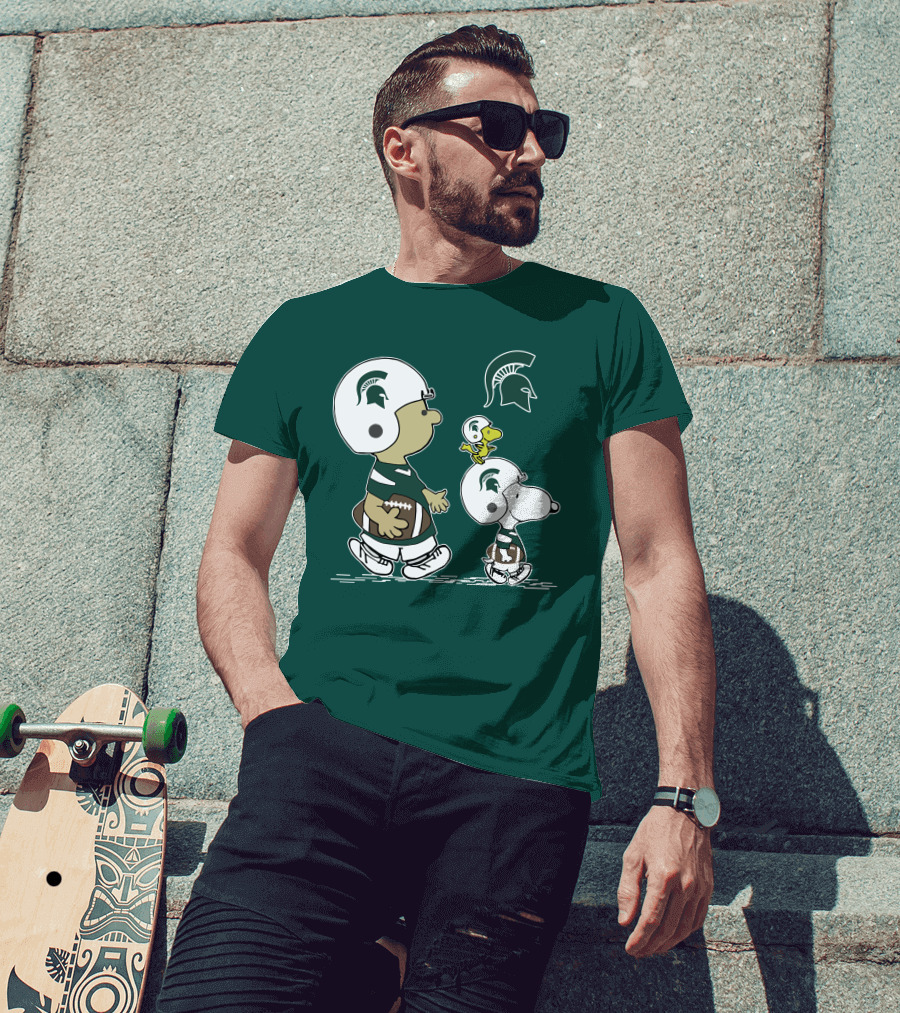 Michigan State Spartans Snoopy And Woodstock Football Gear T-Shirt