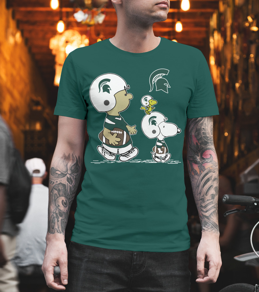 Michigan State Spartans Snoopy and Woodstock Football Gear T-Shirt