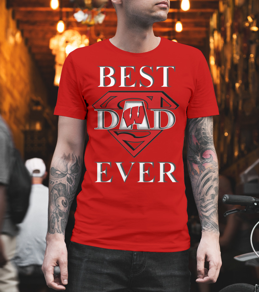 Best Dad Ever Wisconsin Badgers Super Dad Shield T-Shirt