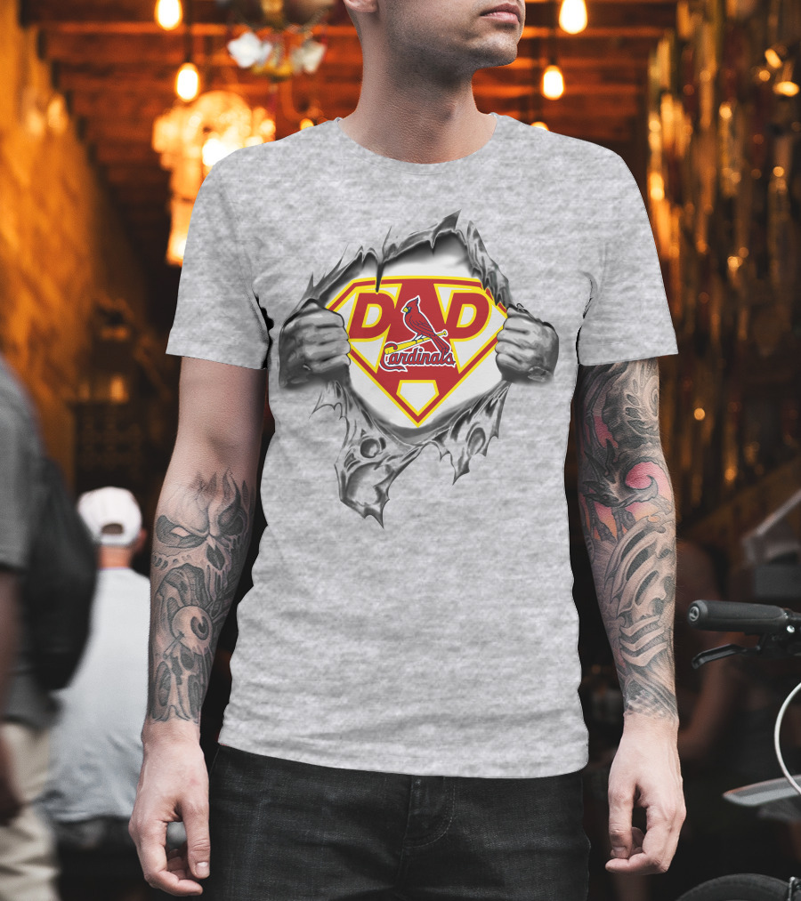 St Louis Cardinals Dad Superhero Logo Burst T-Shirt