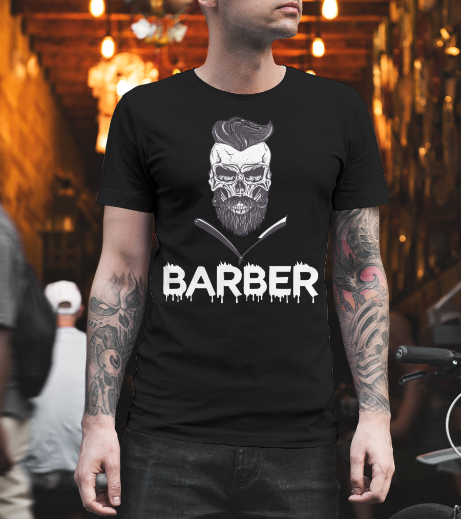 Barber Skull With Straight Razors Halloween Hairstylist T-Shirt